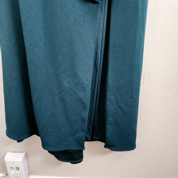 NEW Betsy & Adam Ruffle Bow Trumpet Gown Sleeveless Maxi Dress Pine Green - Picture 6 of 13